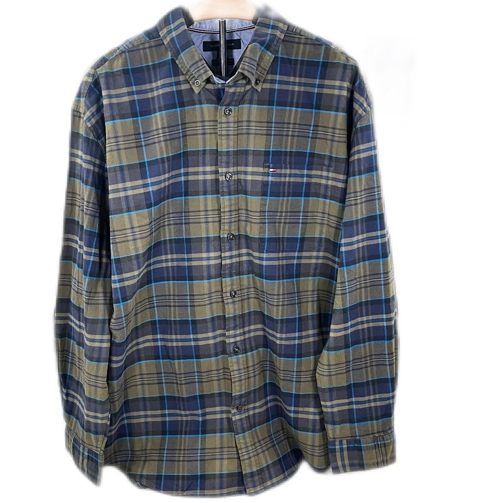NWT Tommy Hilfiger Men’s Classic Fit Stretch Plaid Button Down